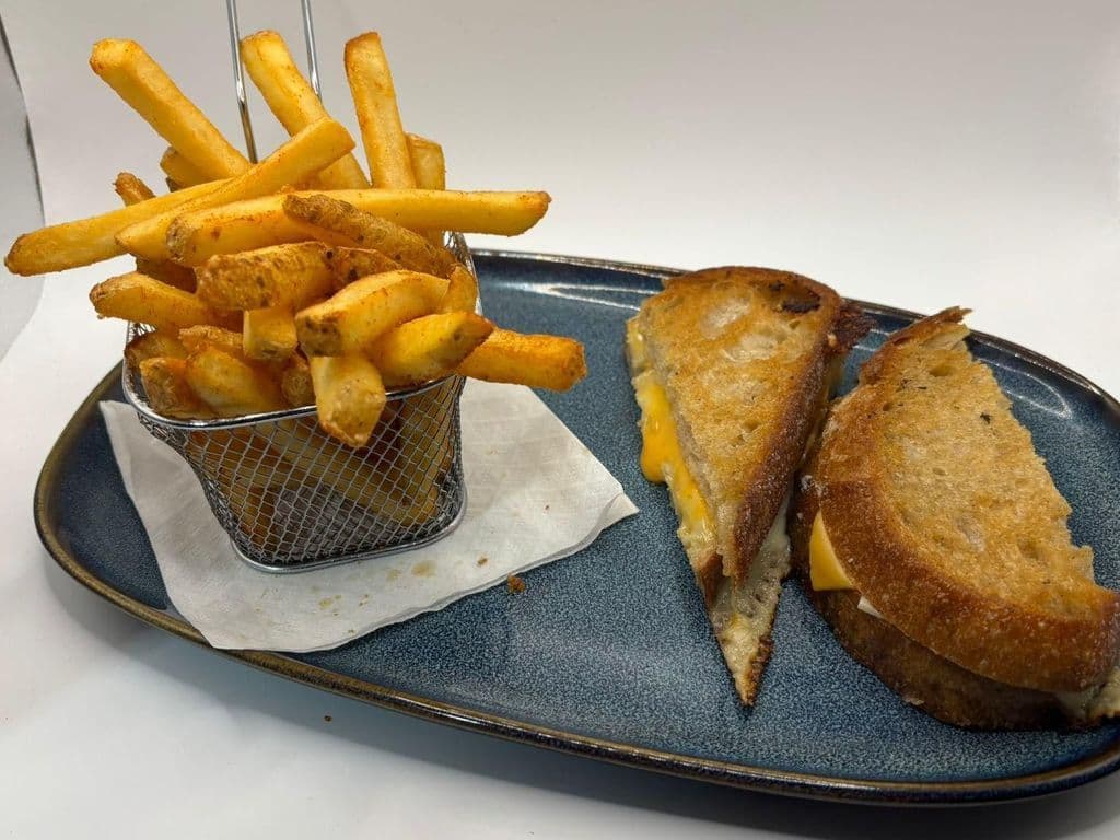 Grilled Cheese & Fries (Kids)
