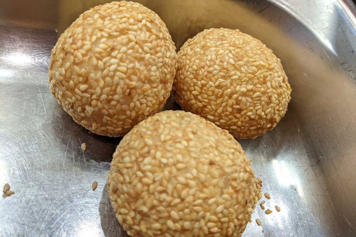 A9: Sesame Ball (1 pc)