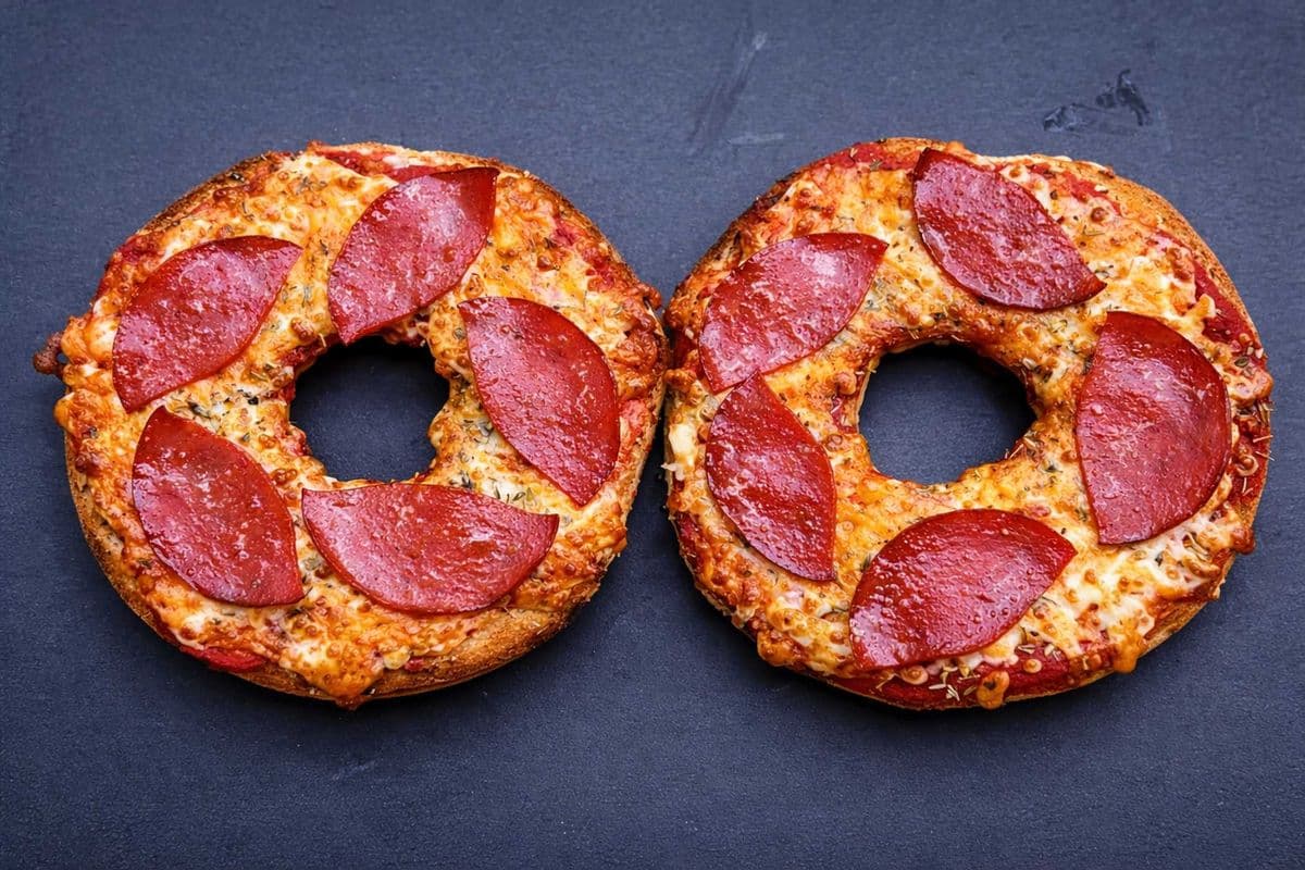 PEPPERONI CLUB Pizza Bagel