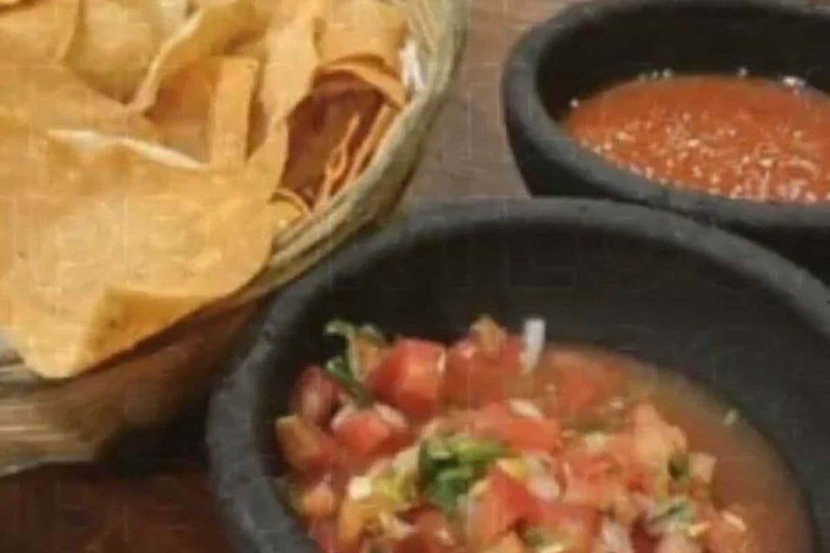 Chips, Salsa, and Pico De Gallo