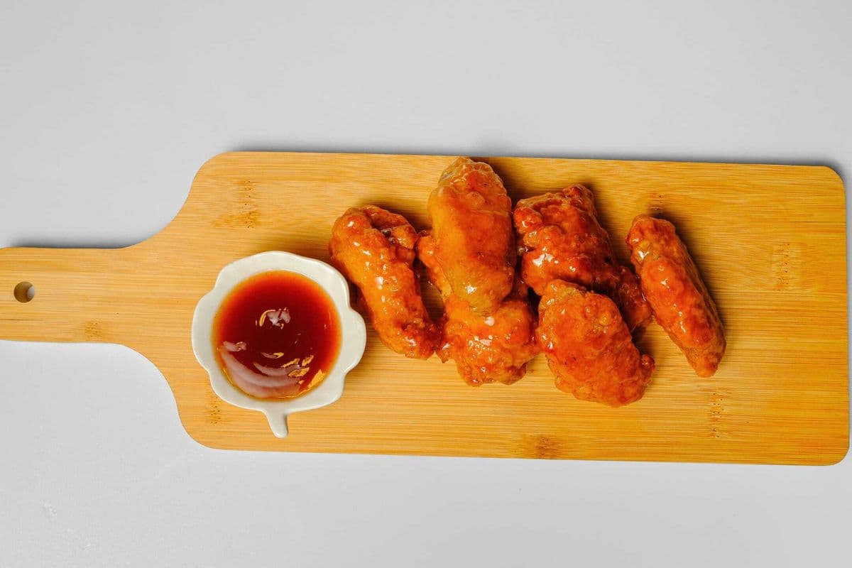 Hot Honey Wings (8pcs)