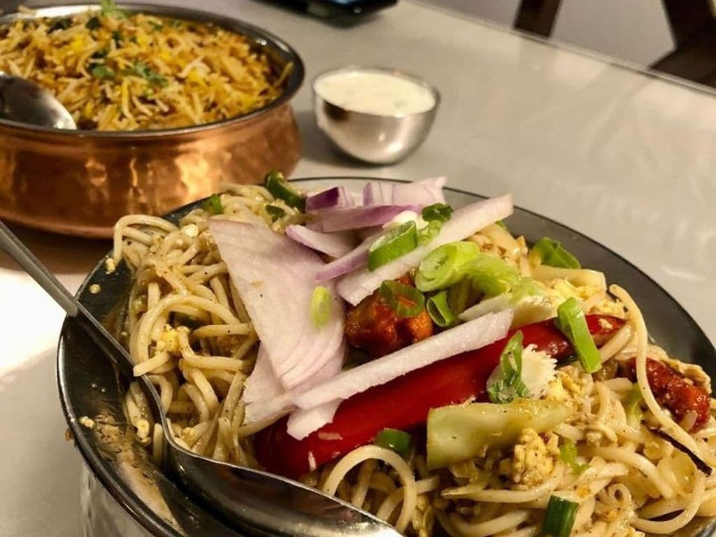 Street Style Chicken Noodles