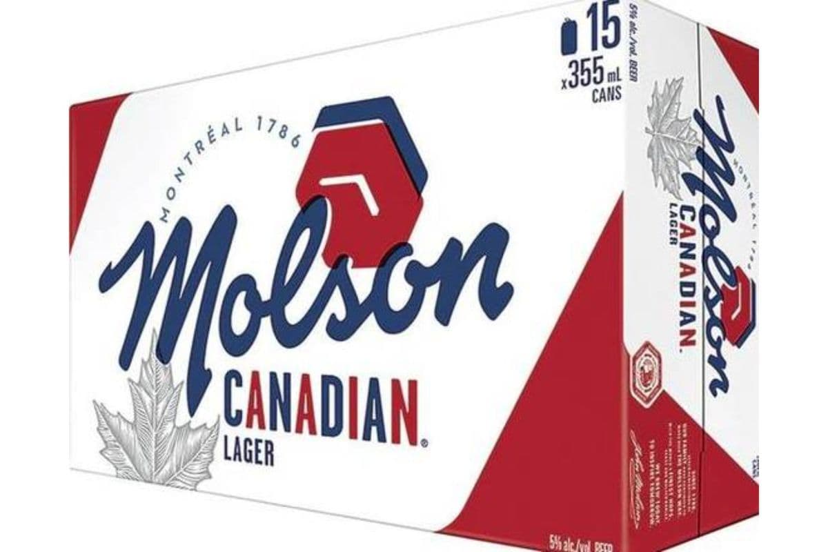 Molson Canadian (15 x 355 ml Cans)