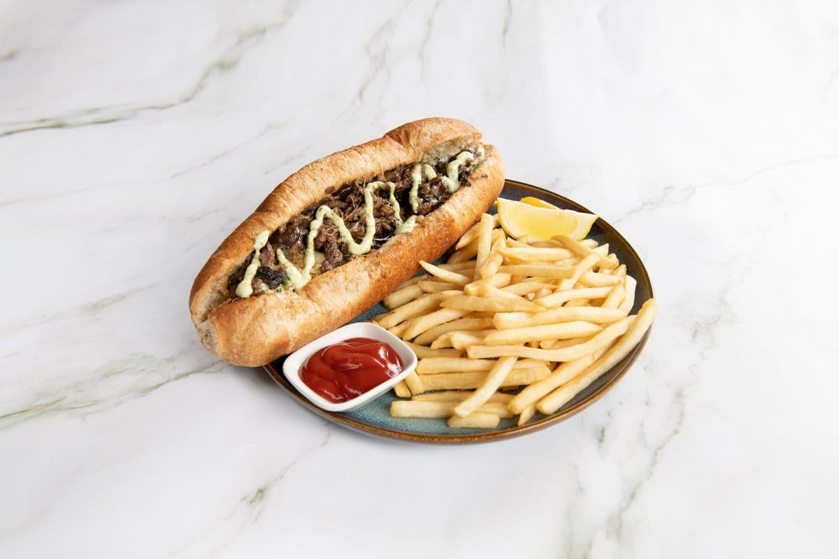 Philly Cheese Steak Sandwich (6 oz)