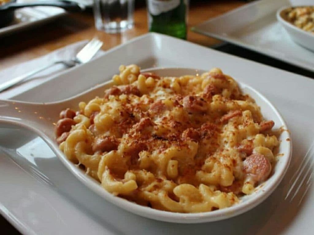 Mac N Cheese au Hot dog / Hot Dog Mac N Cheese