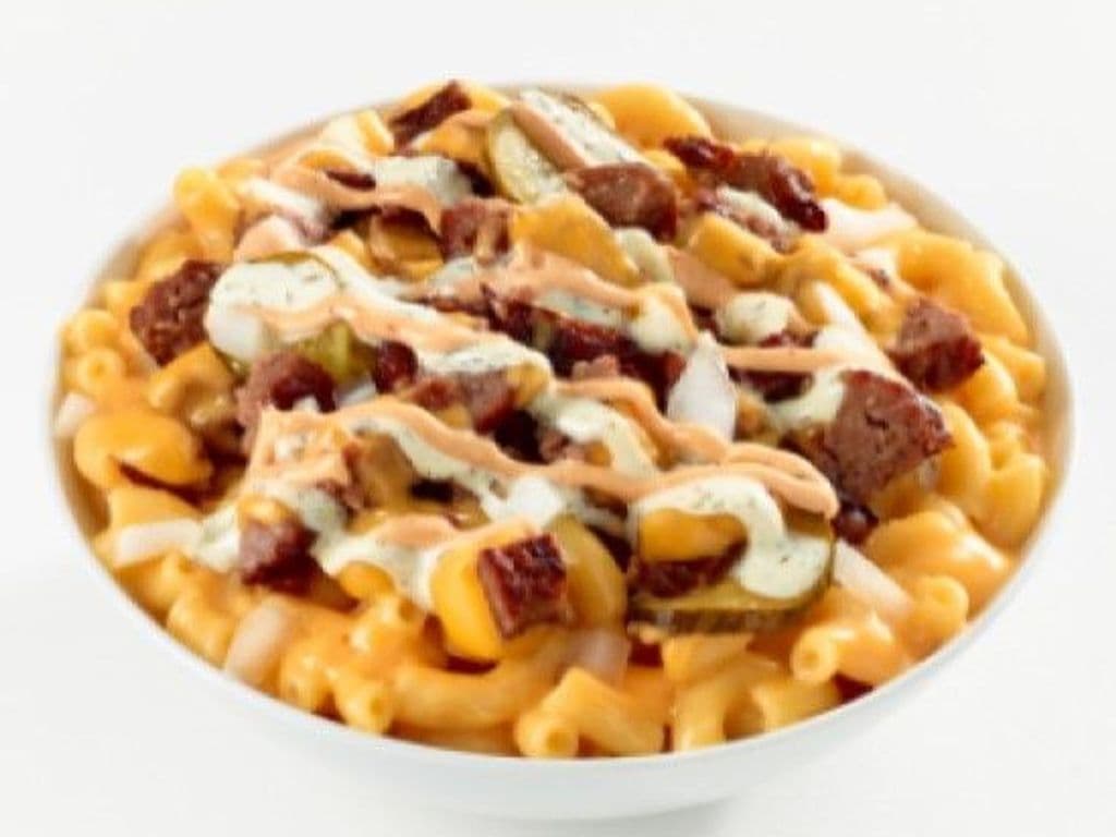 HOT MESS LOADED MAC & CHEESE