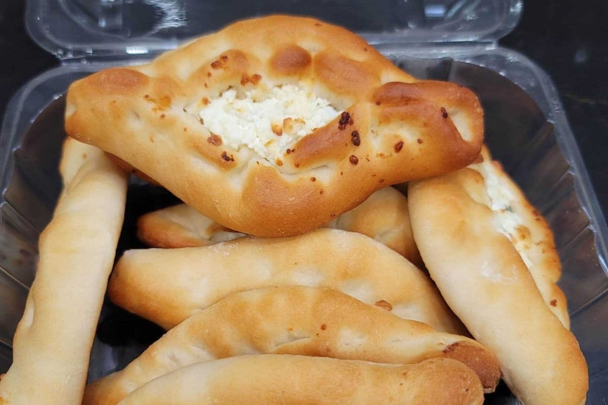 Cheese Fatayer - 10 pcs