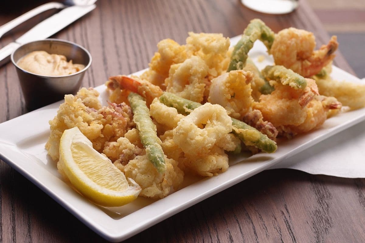 Crispy Calamari and Shrimp