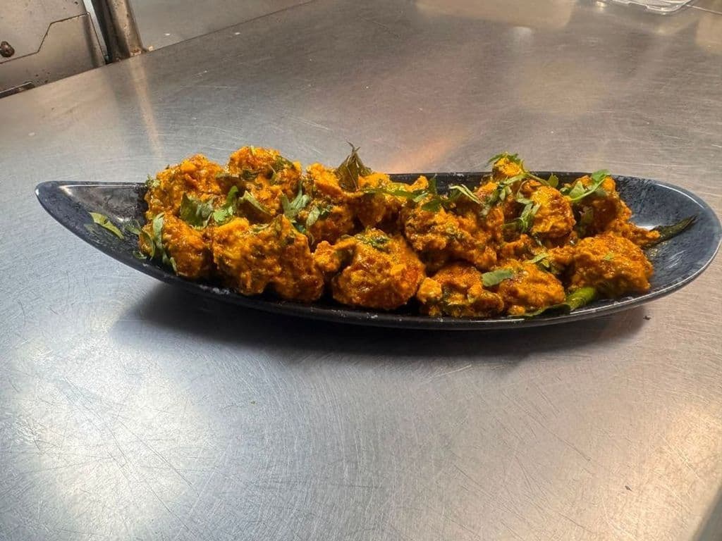 Peeli Mirch Chicken