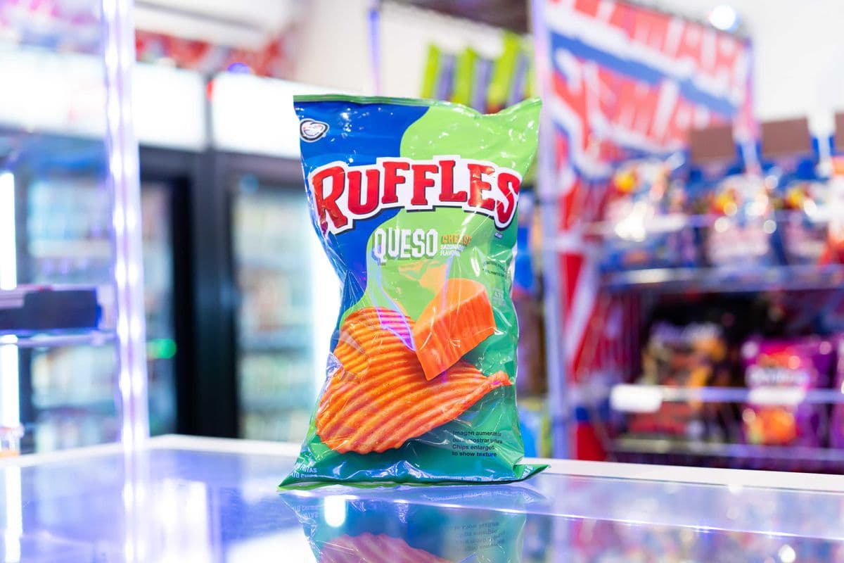 Ruffles Queso (8oz)