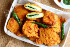 Paneer Bharya Bread Pakora