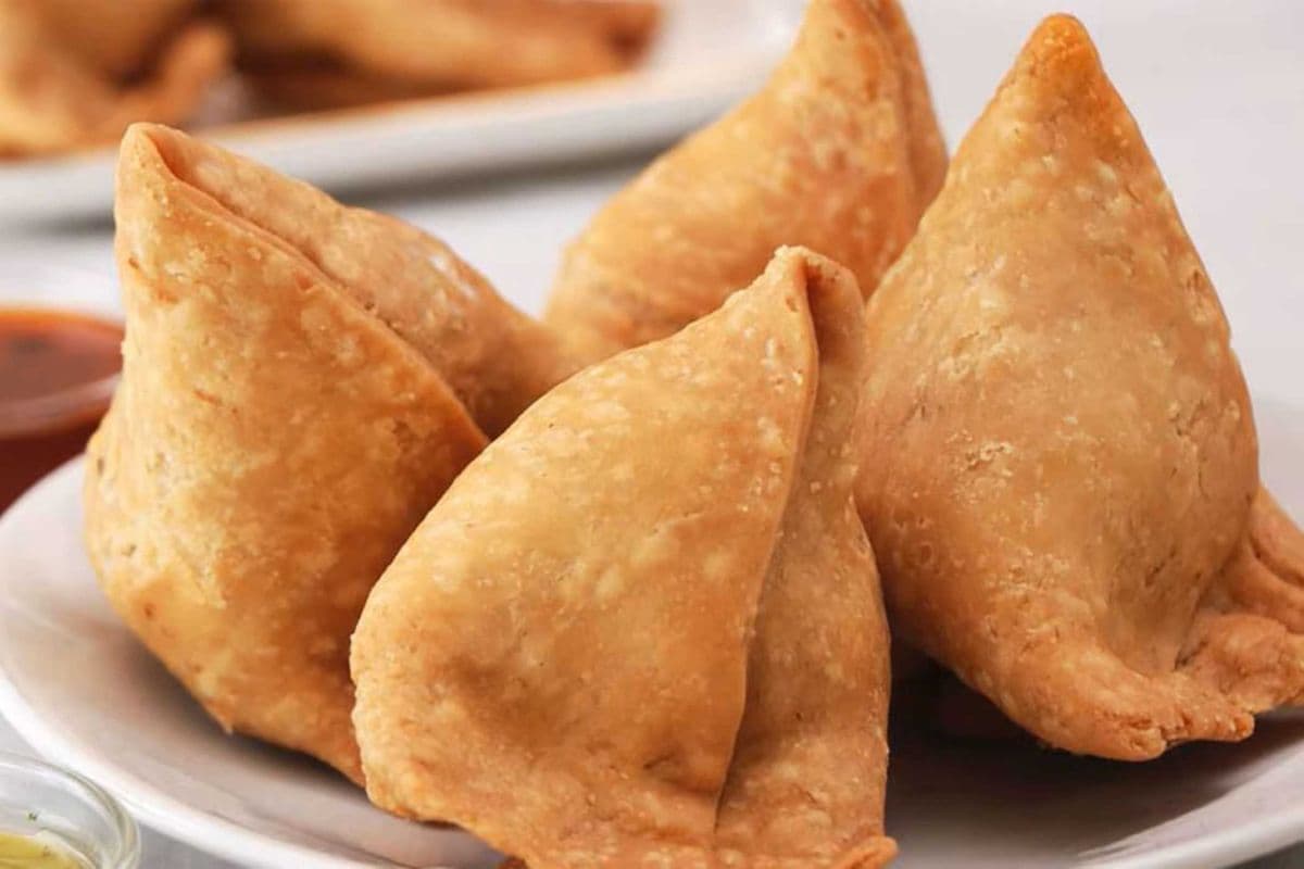 Vegetable Shingara (2PC)