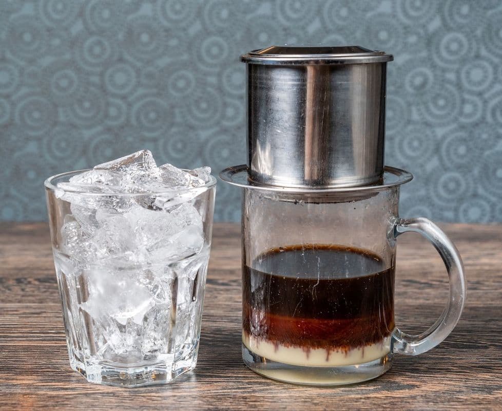 U1. Iced Coffee w/ Milk - OO