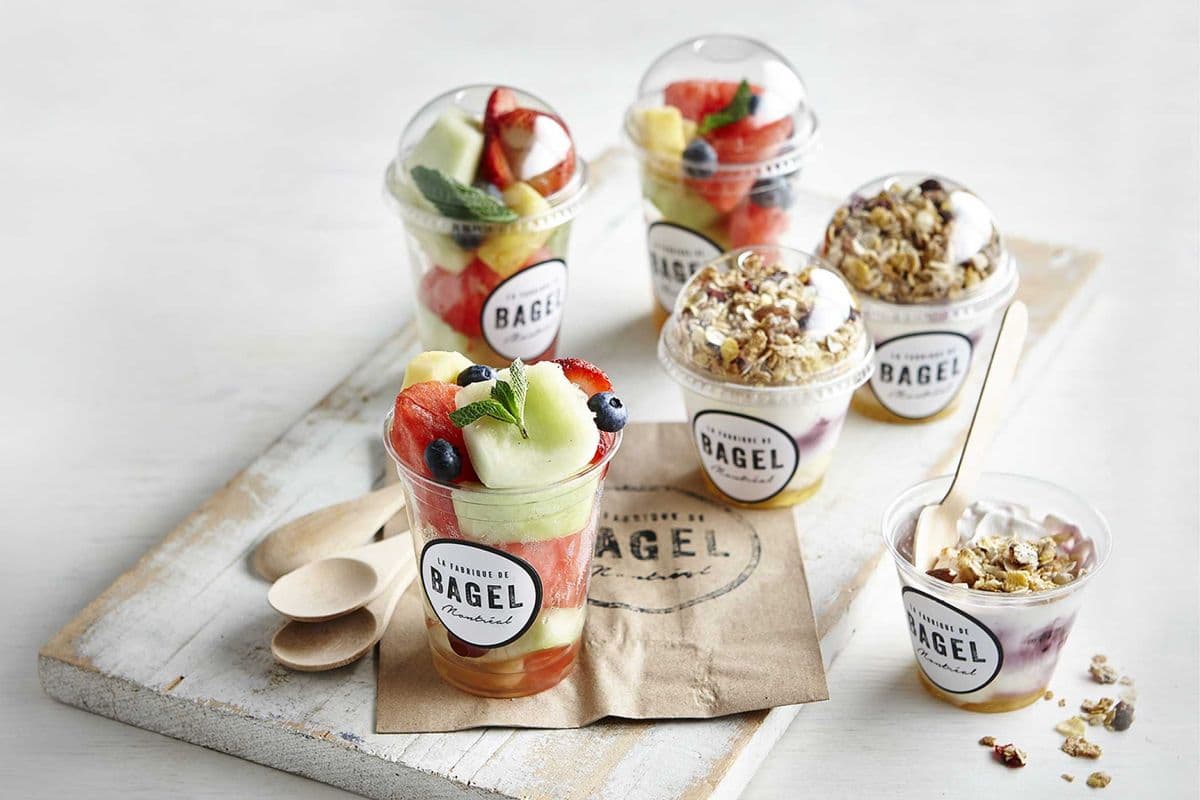 Yogourt au Salade de Fruits / Yogourt with Fruit Salad