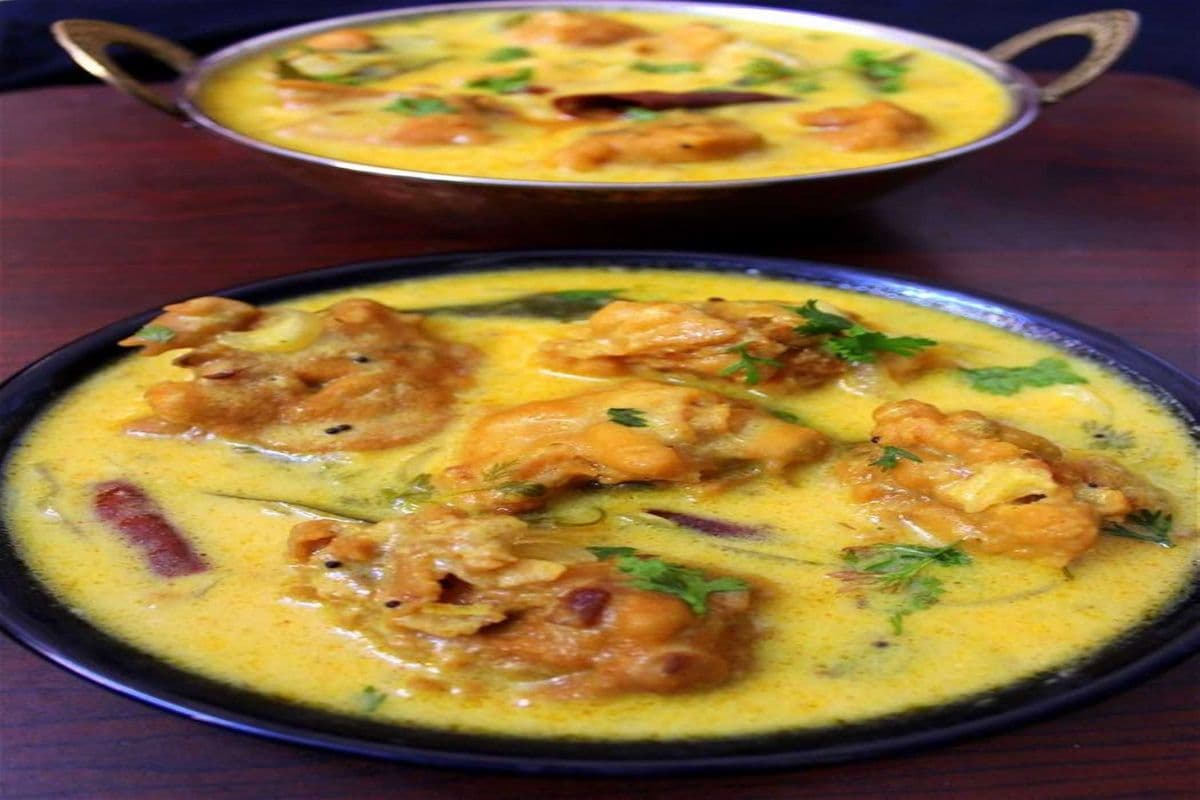 Medium Kadhi Pakora