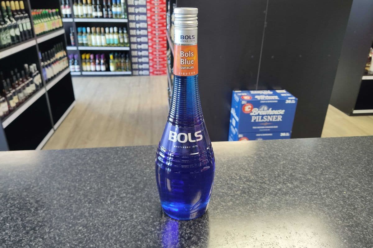 Bols- Blue Curacao Liqueur (1 x 750 ml Bottle)