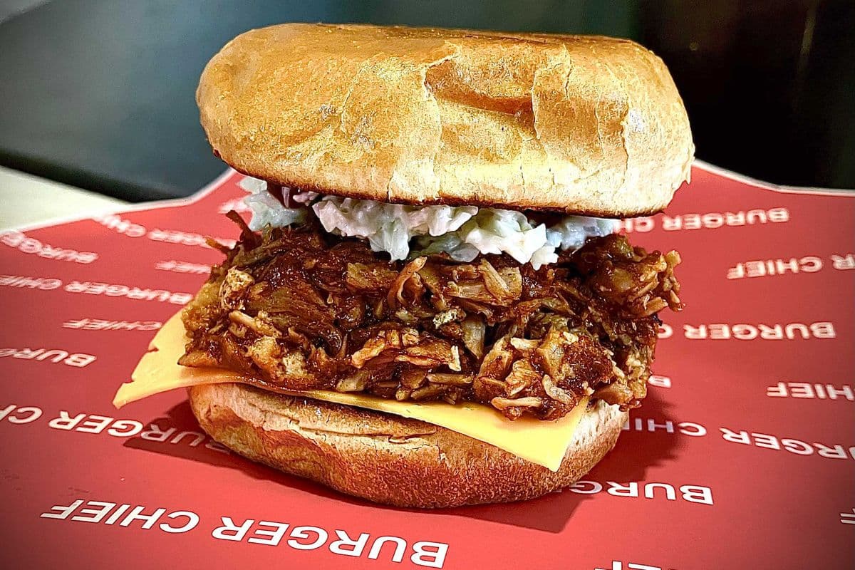 Chief's Pulled Pork Burger