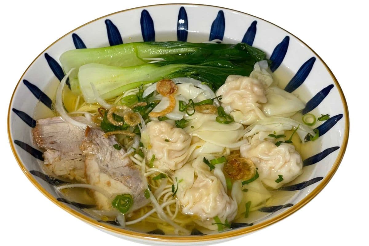 P9. Wonton Egg Noodle soup