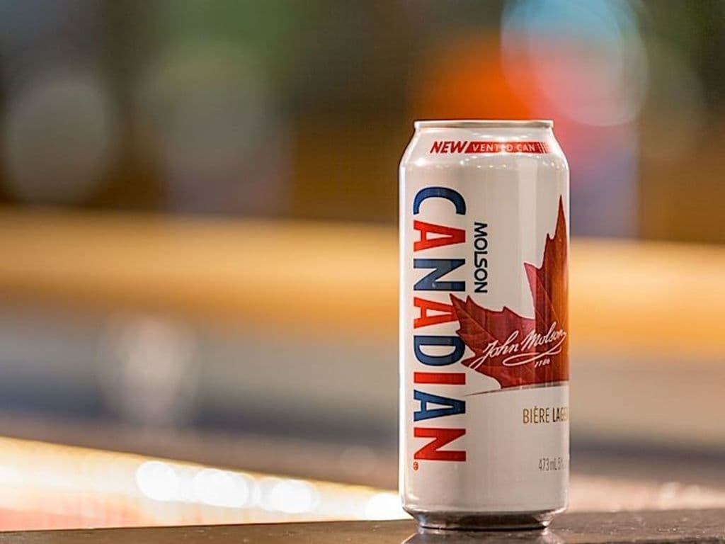 Molson Canadian, 500m can beer, (5.0% ABV)