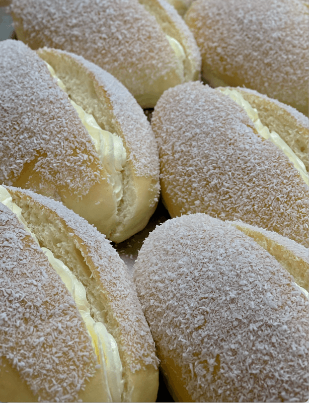 Coconut Cream Bun