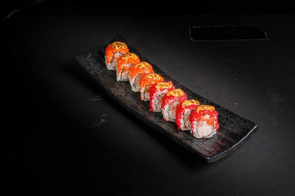 Sushi Plus Roll (8 pcs)