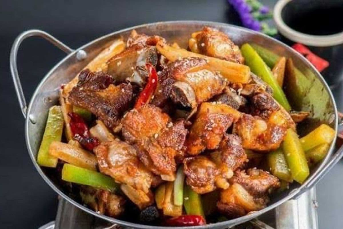 Dry Pot Pork Ribs 干锅排骨
