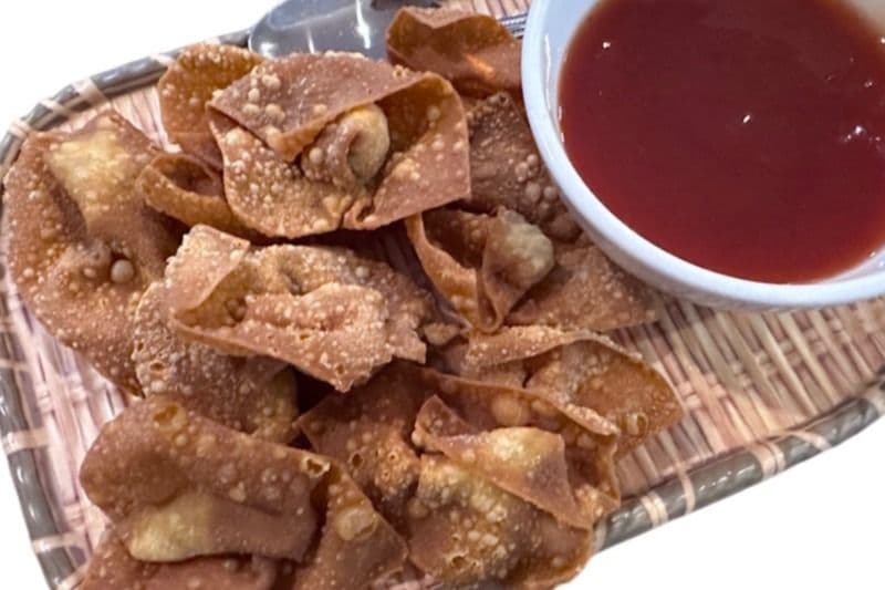 Deep Fried Wonton 炸馄饨 (10 pcs)