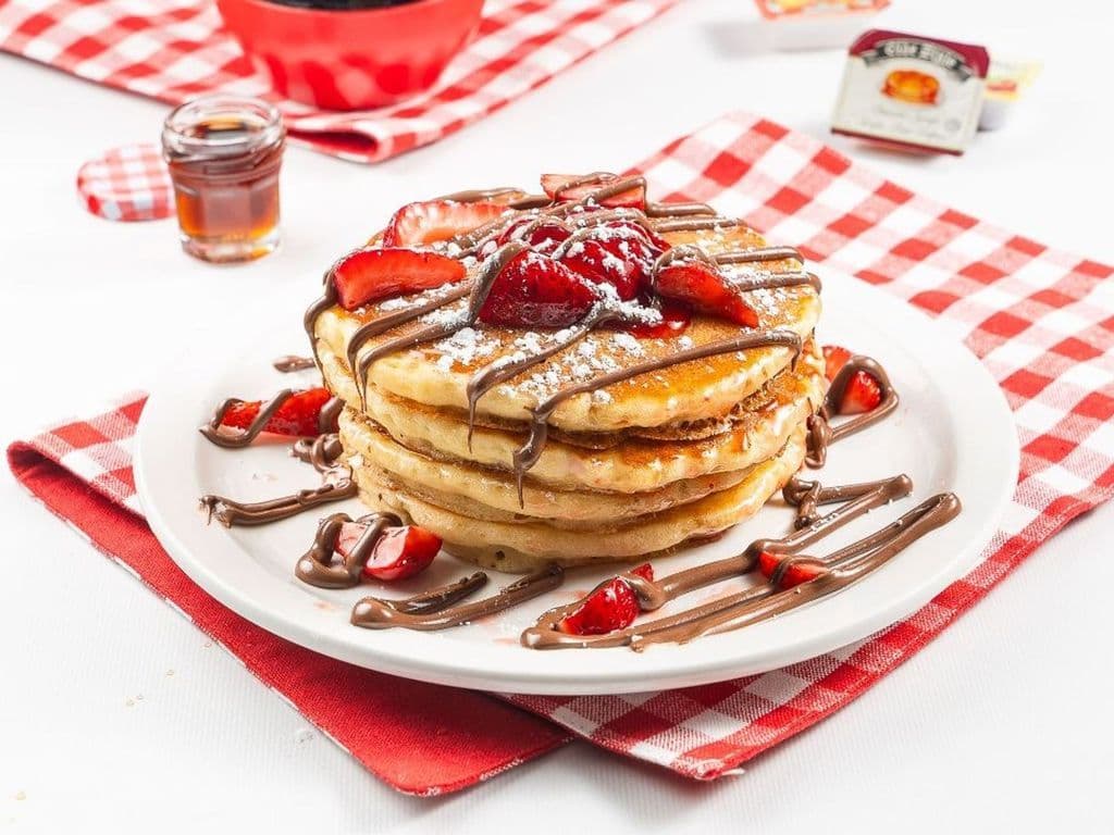Nutella strawberry Pancakes*