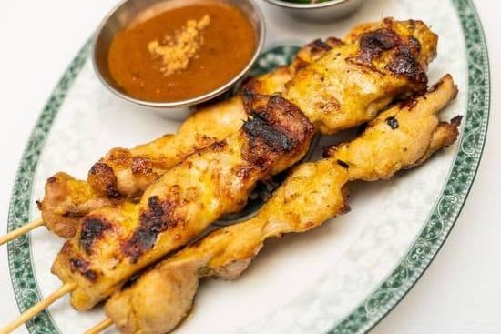 Poulet satay (3mcx) / Chicken Satay (3pcs)