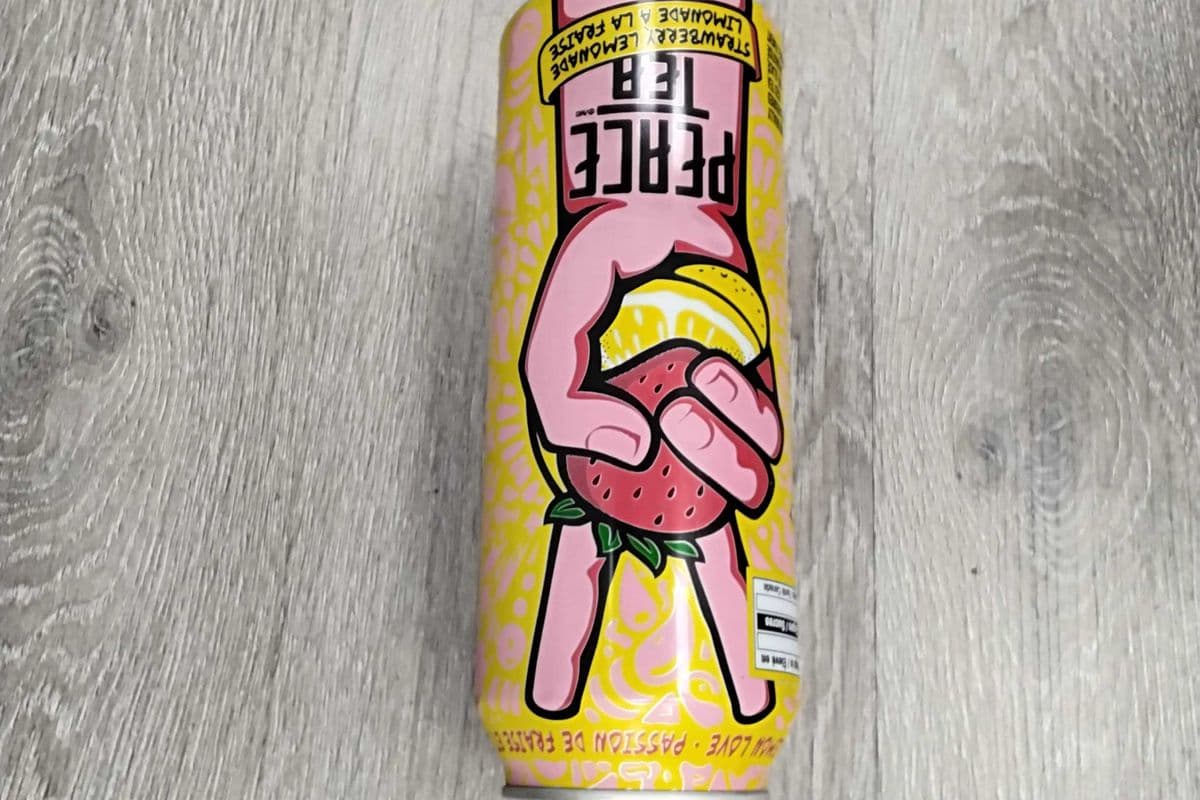 Peace tea strawberry lemonade (695ml)
