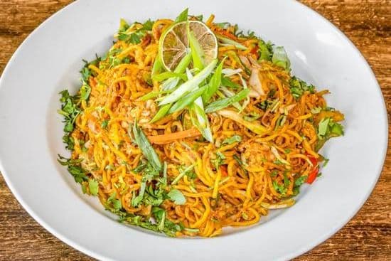 Egg Hakka Noodles