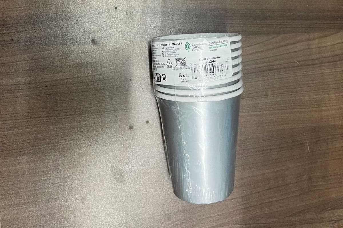 8 Silver Cups 9oz (9oz x 8)