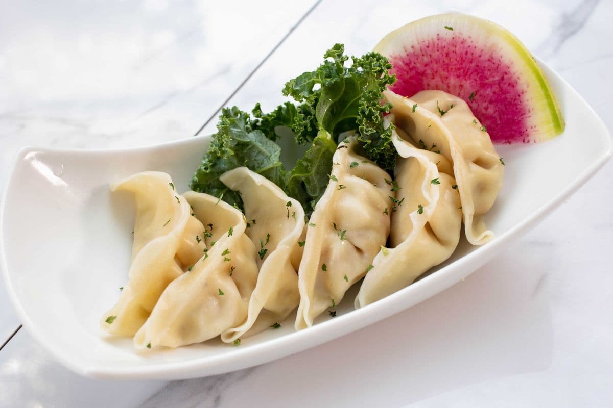 Steamed Veggie Gyoza (6 pcs)