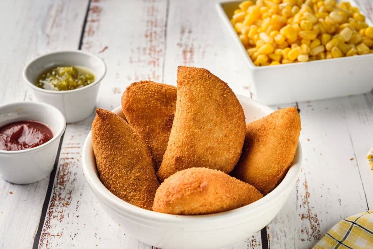 Risoles de Milho Mini (Mini Portuguese Sweet Corn Croquettes) 5 pcs