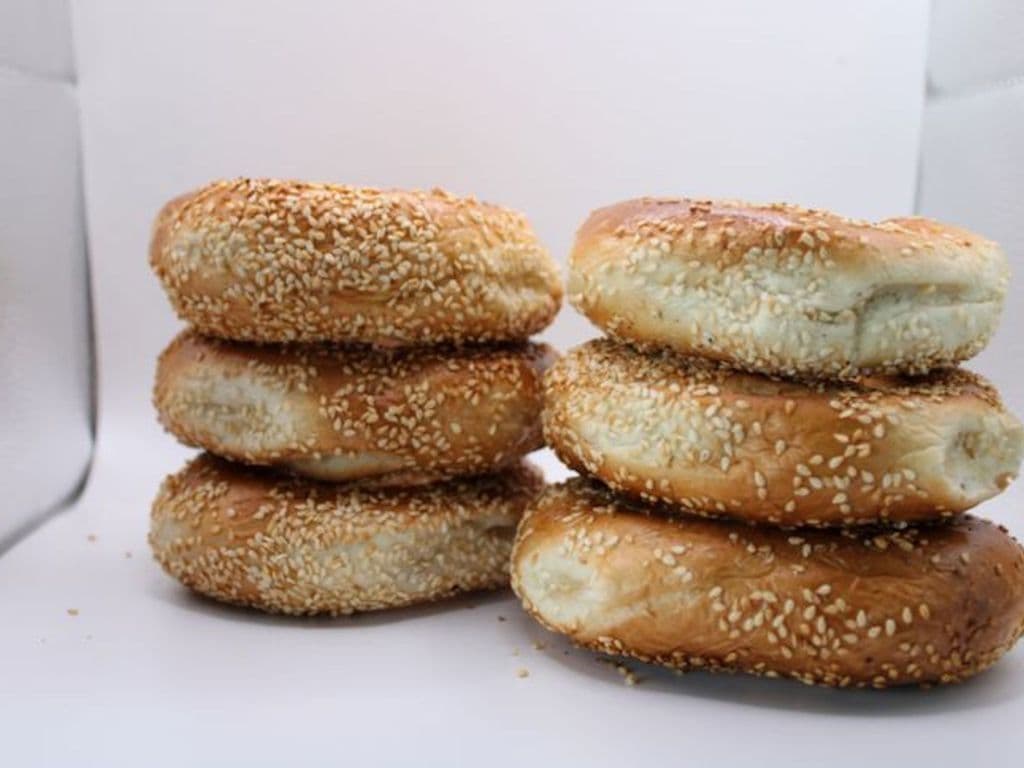 6 Sesame Bagels