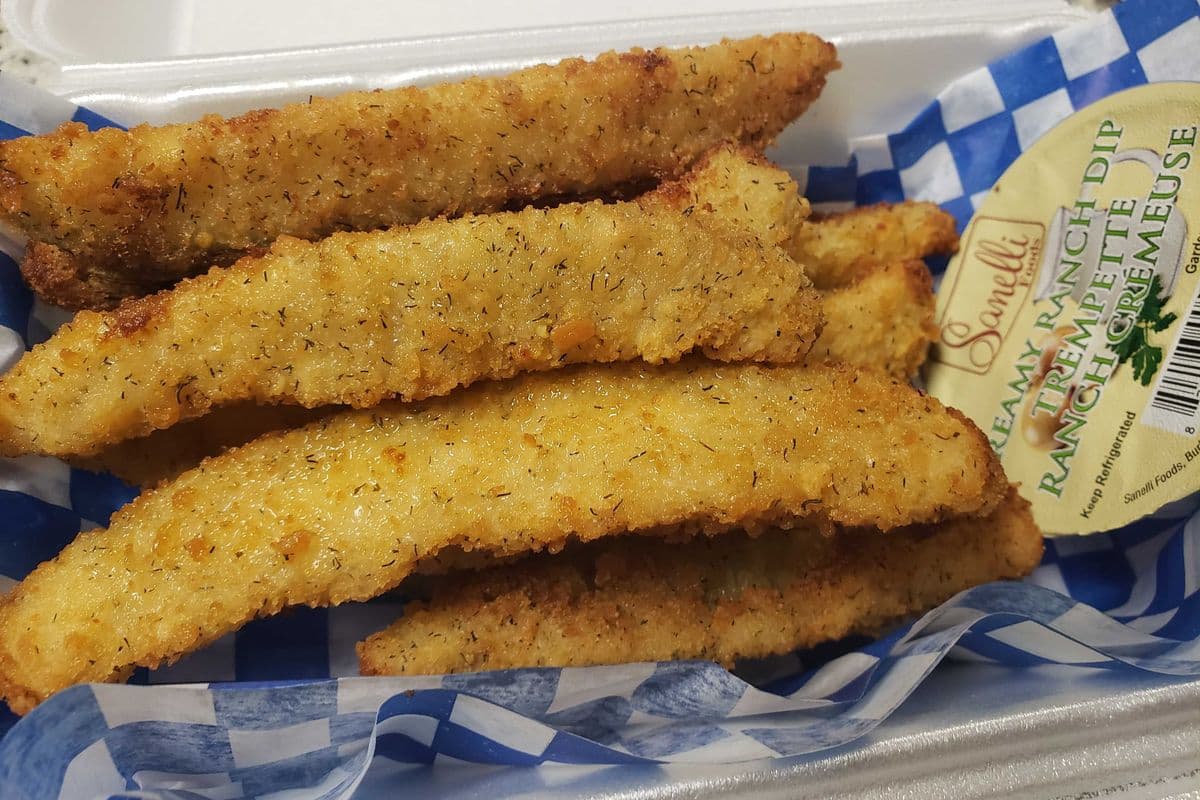 Deep-Fried Pickle Spears (8)