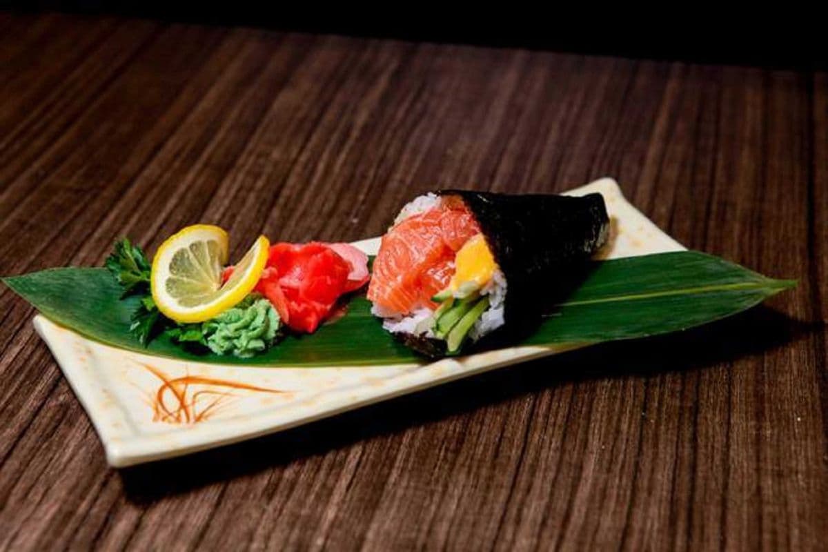 Spicy Salmon Hand Roll