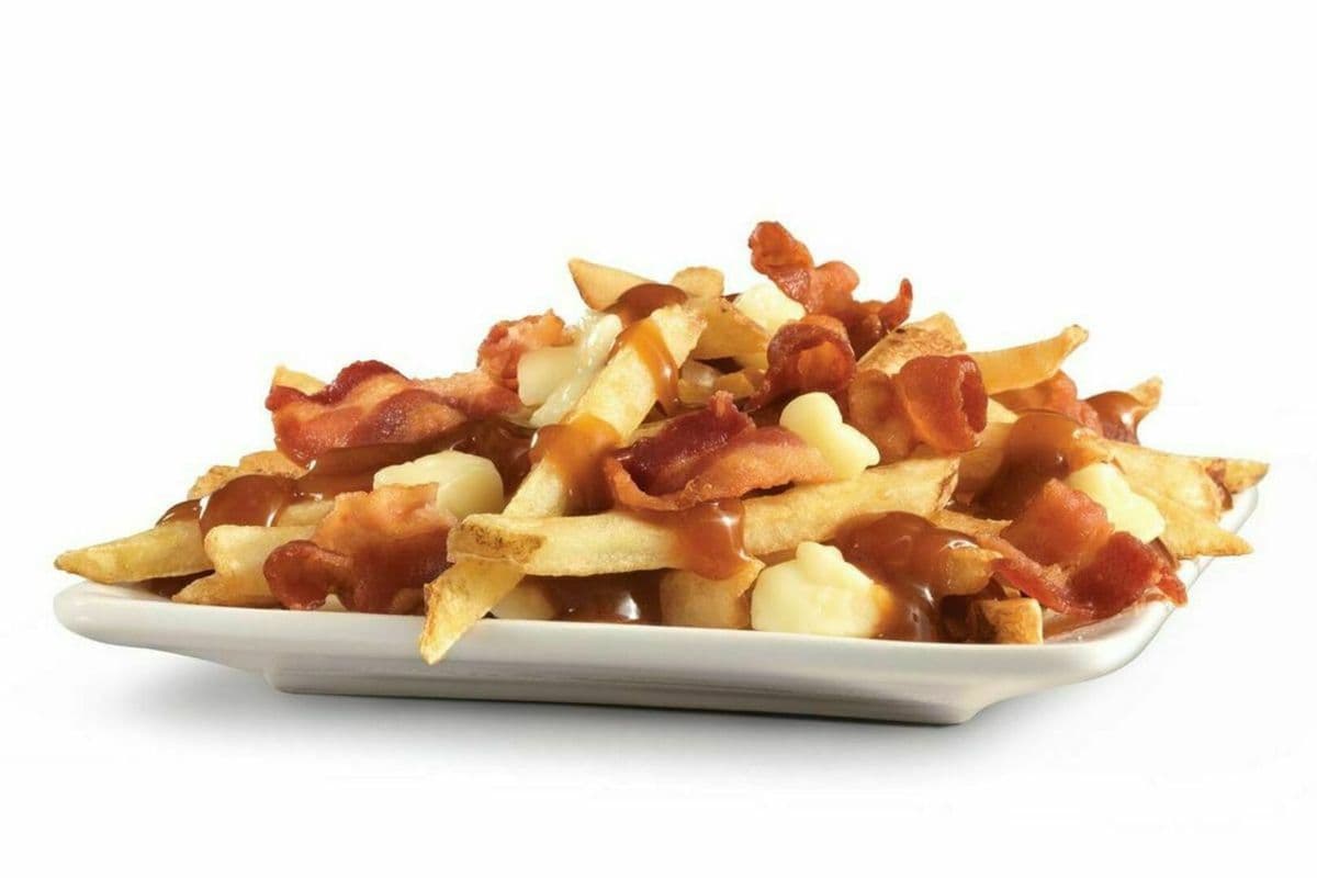 Bacon Poutine (Cals: 700)