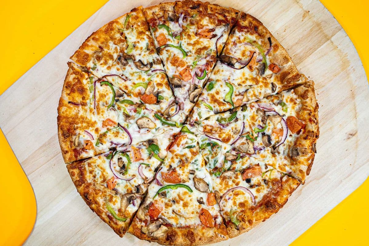 14" Large Veggie Lovers Pizza