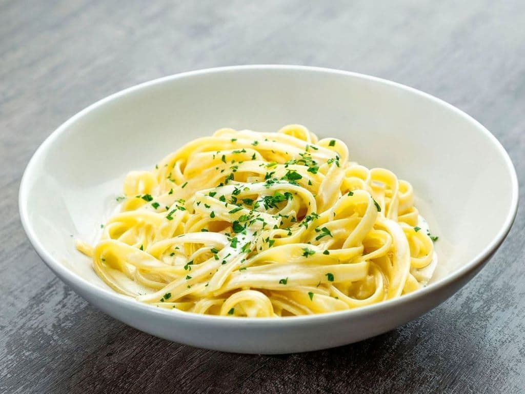 Fettuccine Alfredo Pasta