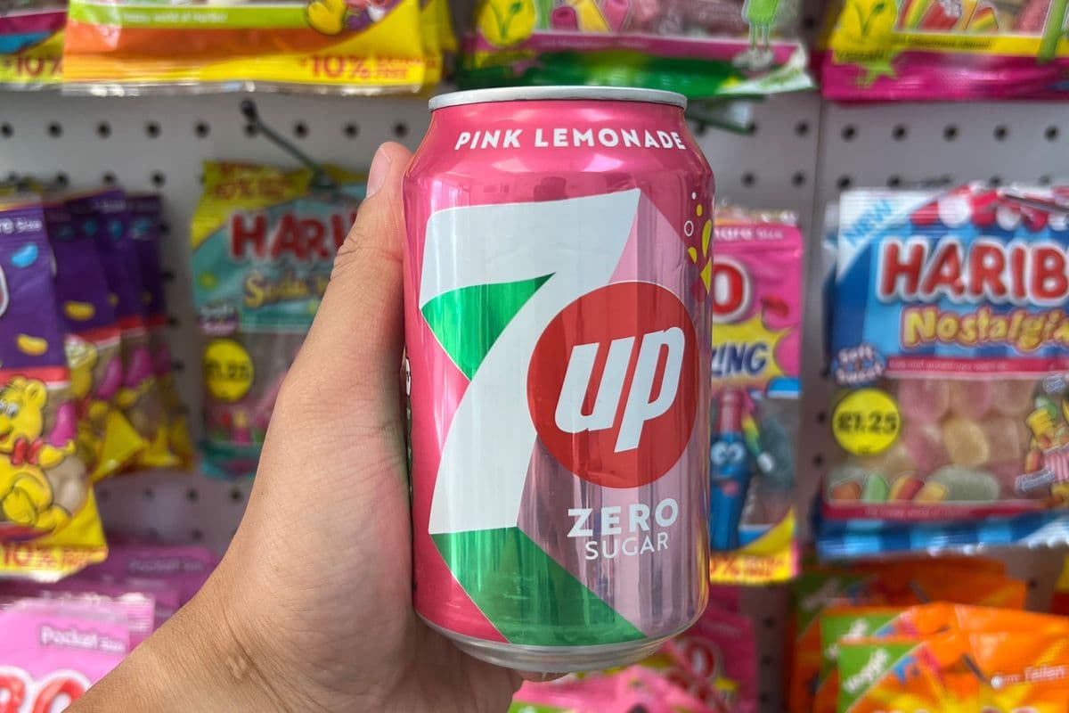 (UK) 7Up Pink Lemonade Zero Sugar - 330mL