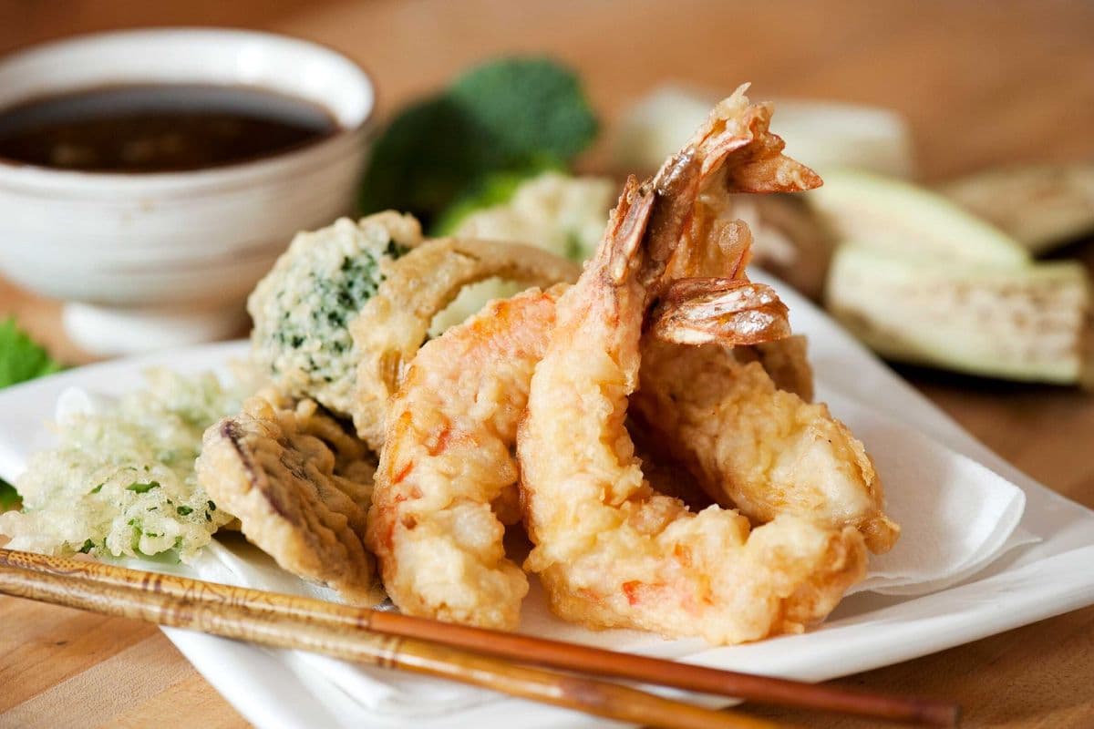 Shrimp and Vegetable Tempura (9 pcs)