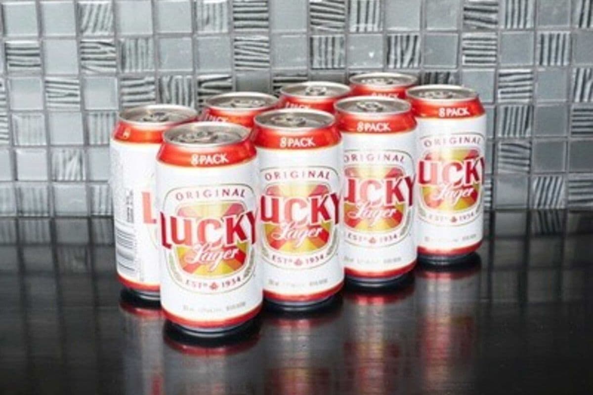 LUCKY ORIGINAL LAGER 8PACK CANS (1 X 8*355ML) (1 x 355ML)