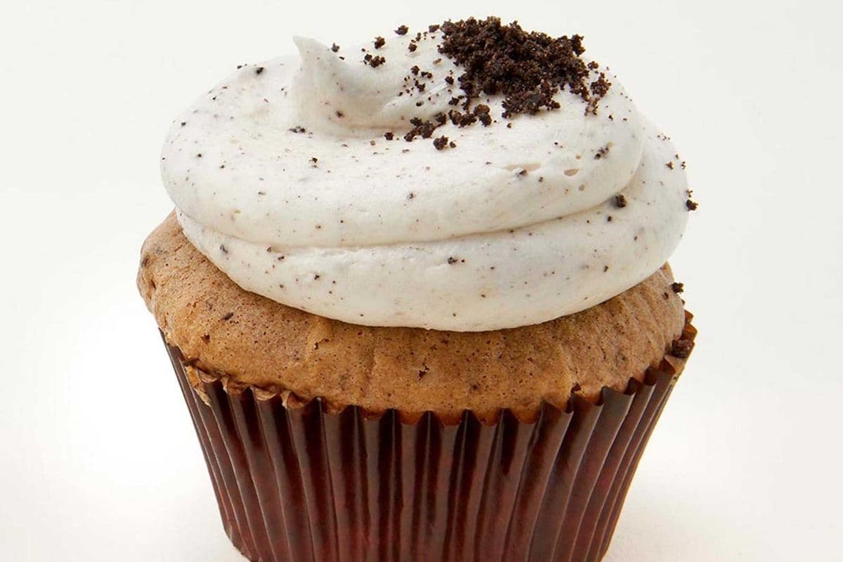Vegan Cookies and Cream Cupcake