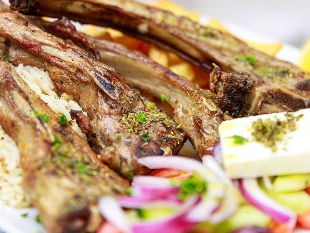 5 côtelettes d'agneau / 5 lamb chops