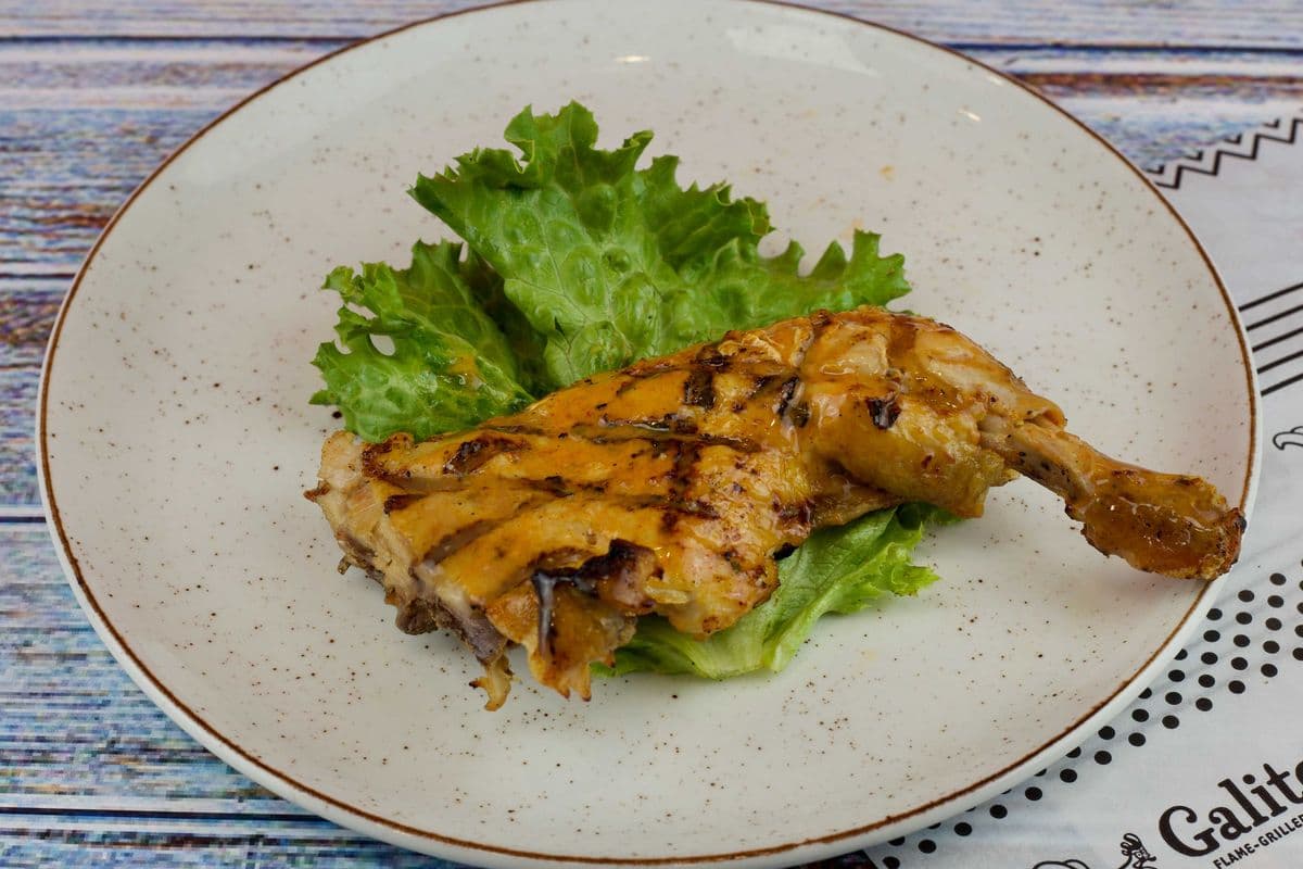Quarter Chicken Leg with Two Regular Sides