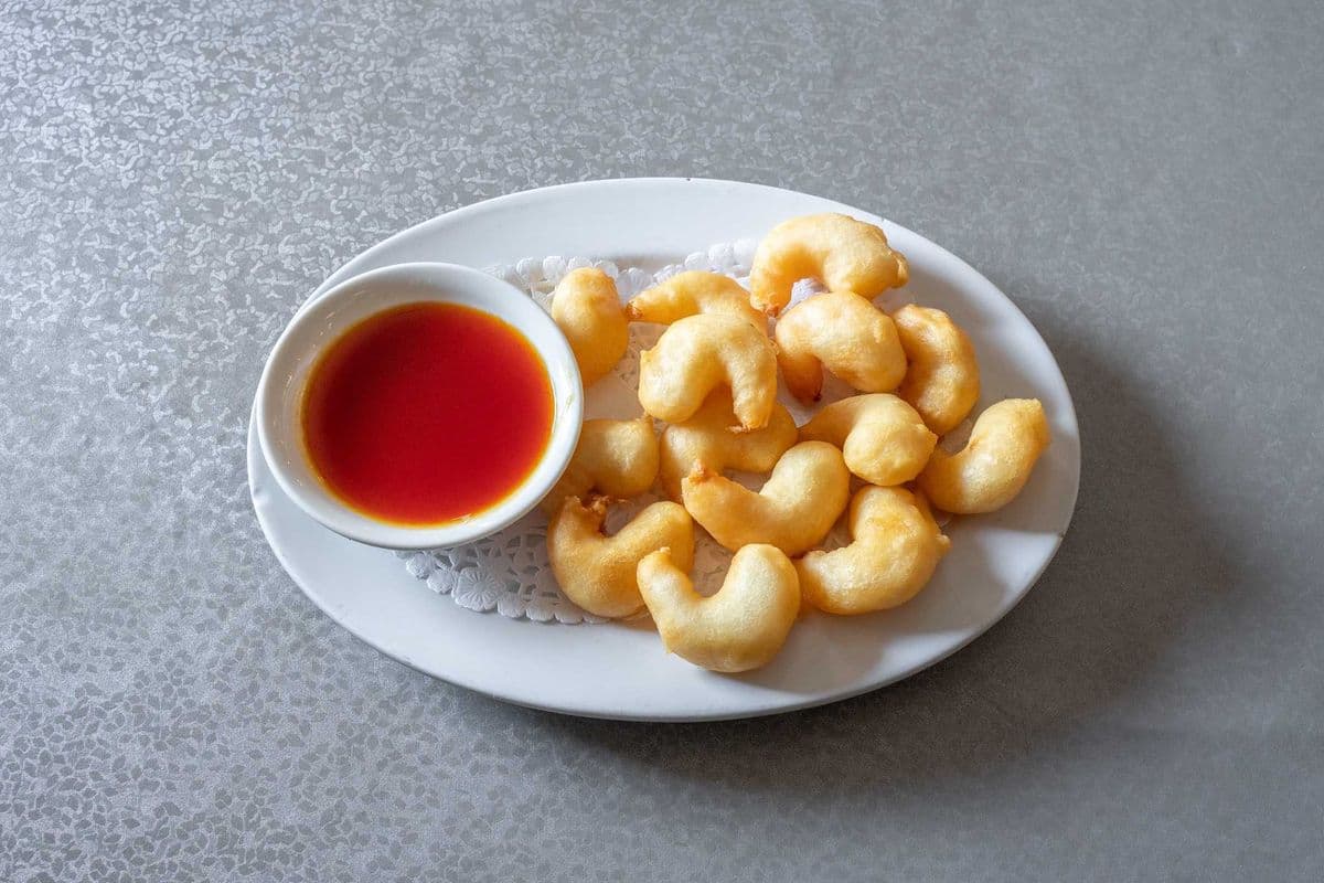 24. Deep-Fried Crispy Prawns (14 pcs) 炸虾球