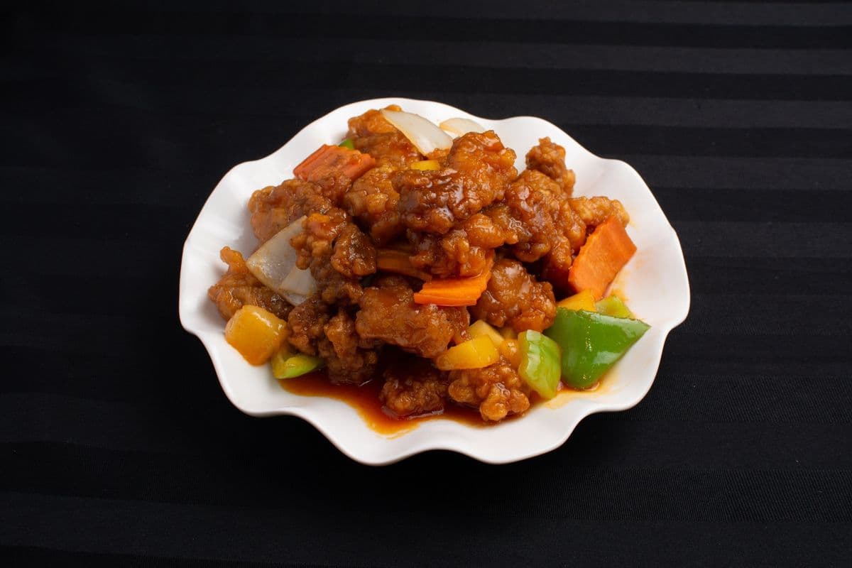 32. Sweet & Sour Pork (咕噜肉)