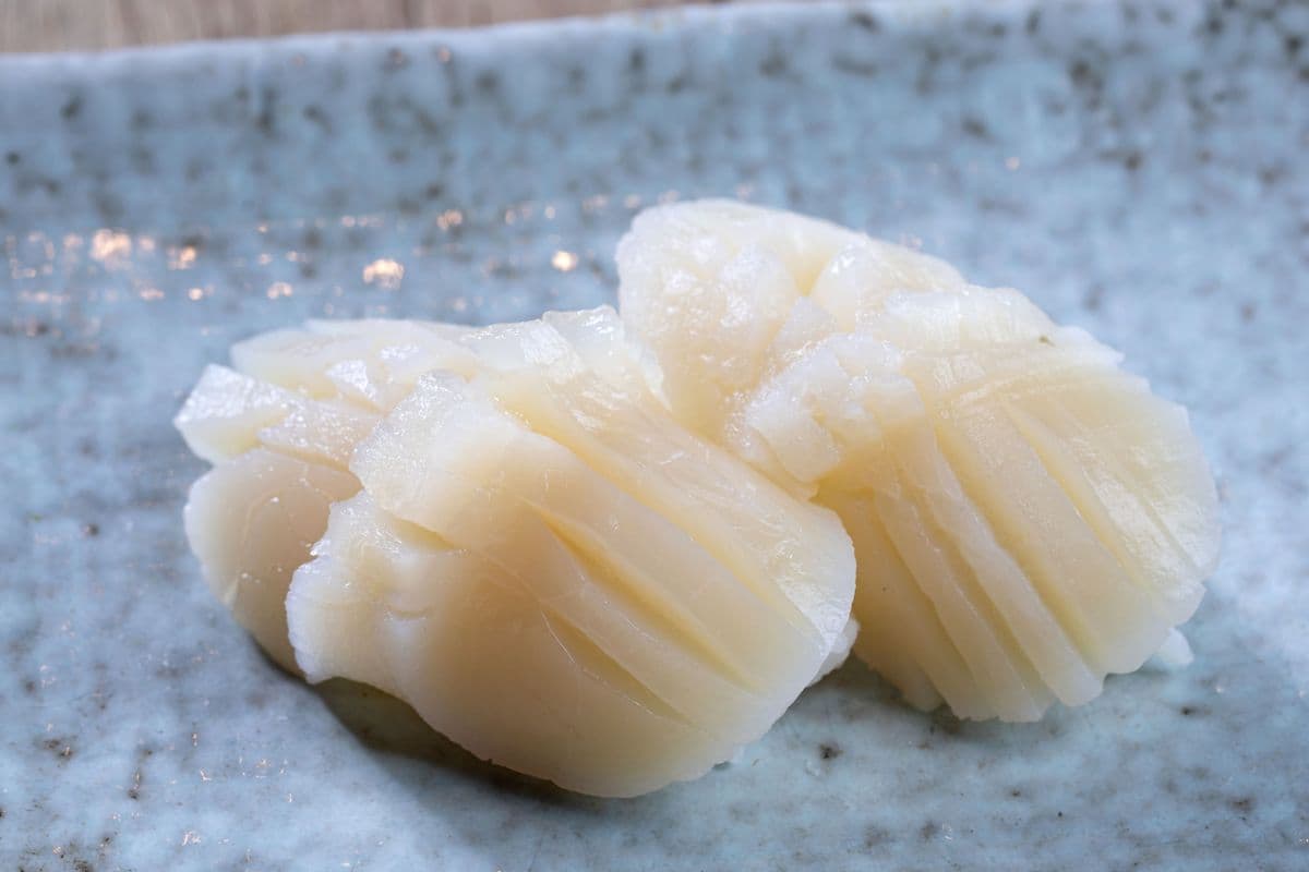 C16. Sea Scallop Sushi