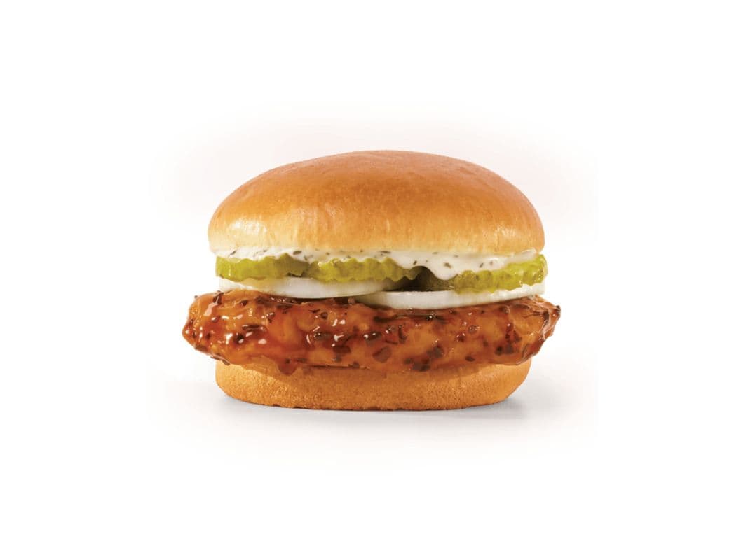 Sandwich au poulet BBQ coréen / Korean BBQ Chicken Sandwich (Cals: 490)